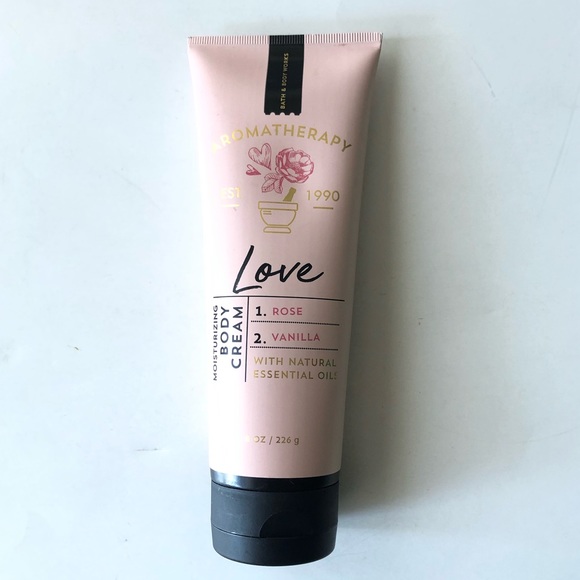 Bath & Body Works Bath Bath Body Works Aromatherapy Love Rose